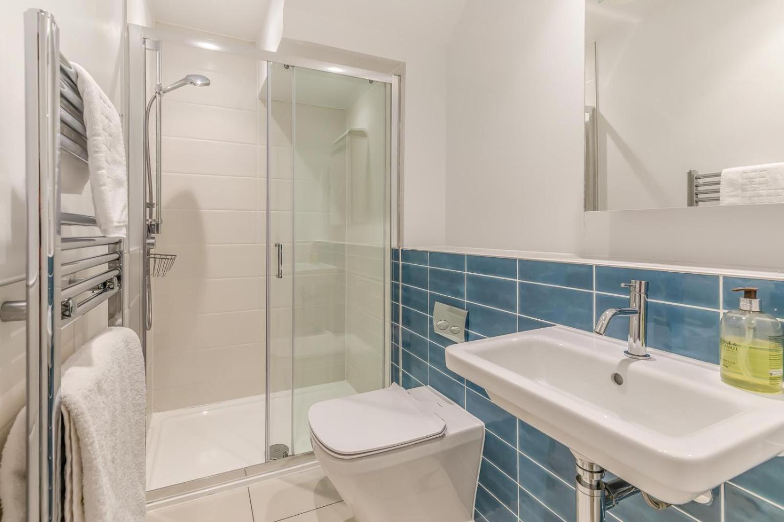 8 Woolacombe West - Luxury Apartment At Byron Woolacombe, Only 4 Minute Walk To Woolacombe Beach! Exteriör bild
